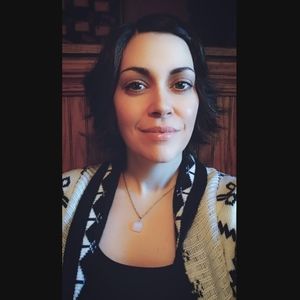 Meet your Posher, Emma